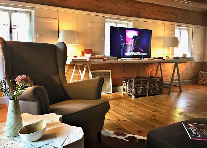 Martlhaus By Interhome بيت للعطل غروسشوناو